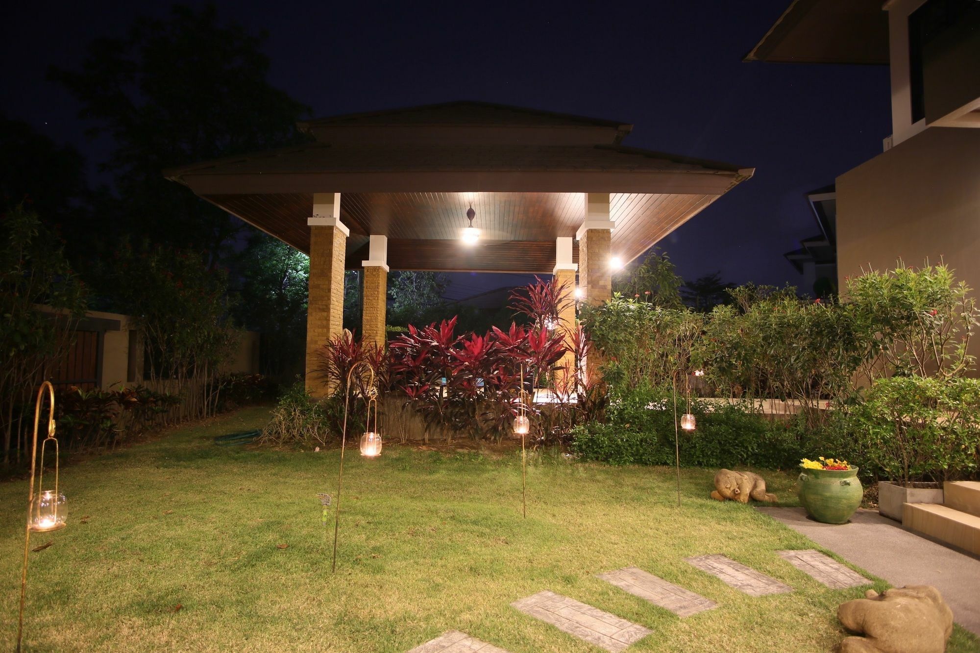 Moin 1617 Luxury Double-Pool Villa Chiang Mai Exterior foto