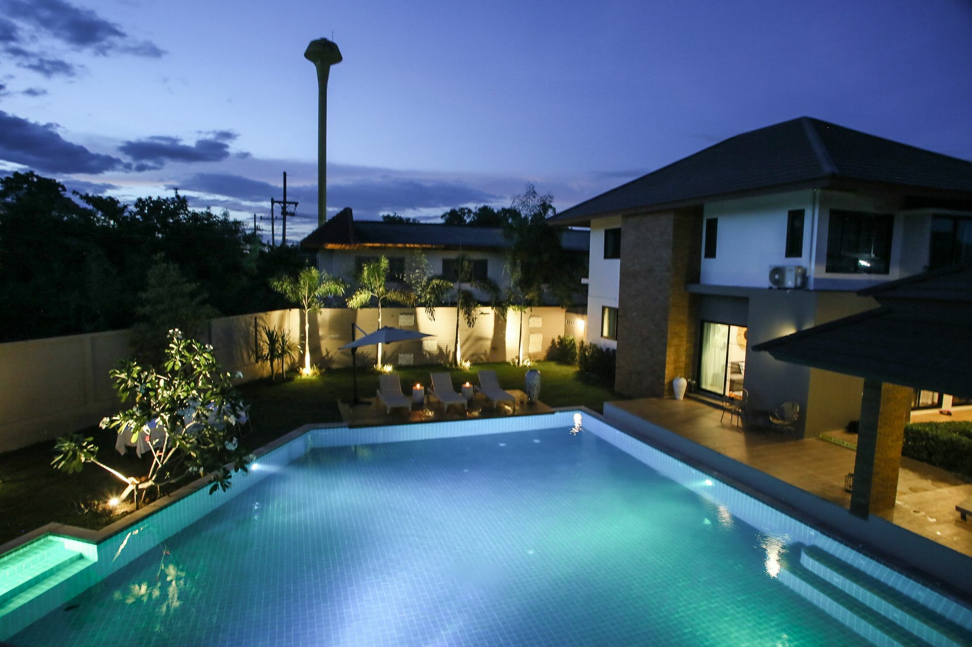 Moin 1617 Luxury Double-Pool Villa Chiang Mai Exterior foto